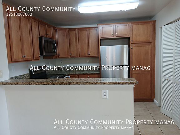 4th image of 1132 N Broadway #24