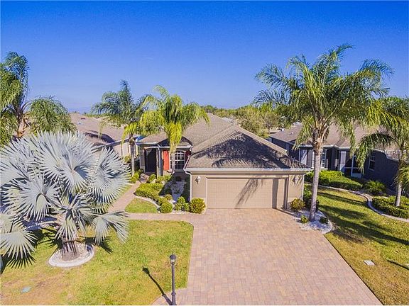 3rd image of 715 Camellia Green Dr