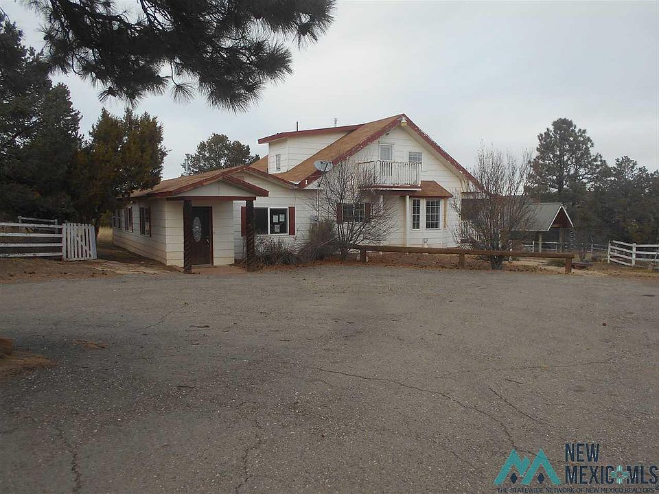 1st image of 23 Flagstone Dr