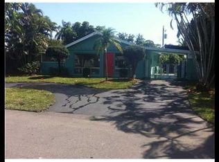 146 SE 27th Ct, Boynton Beach, FL 33435