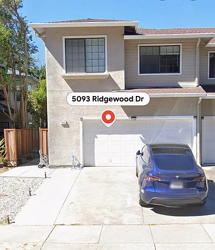 5093 Ridgewood Dr Photo 1