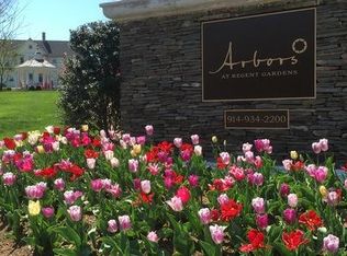 18 University Pl APT 2C, Port Chester, NY 10573