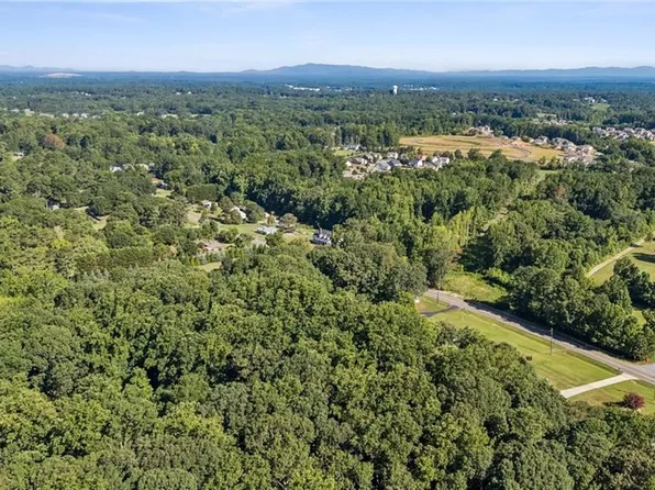 2960 Bailey Dr #3, Cumming, GA 30040