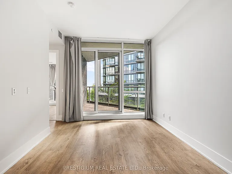 1 Edgewater Dr #202 — Photo 9
