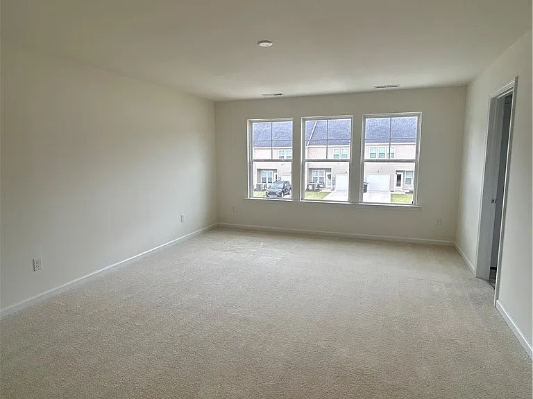1423 Goldsboro Ave — Photo 10