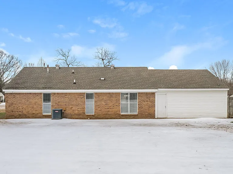 6500 Cornwall Rd — Photo 15