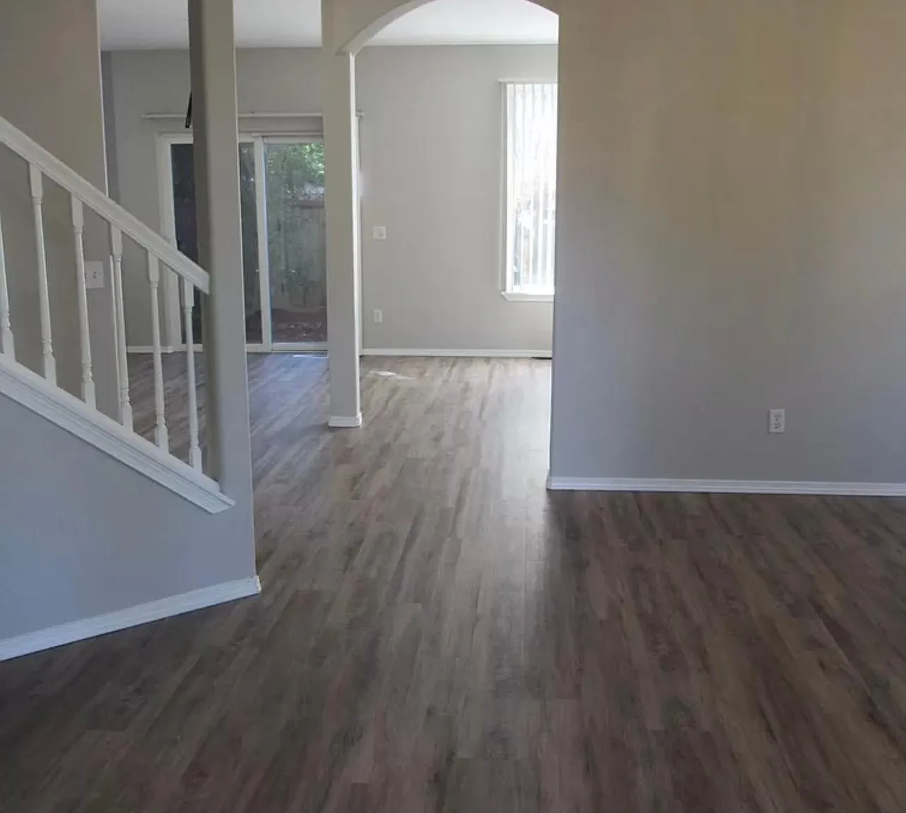 4 bed, 2.5 bath, 2000 sqft, $2,895 — Photo 4