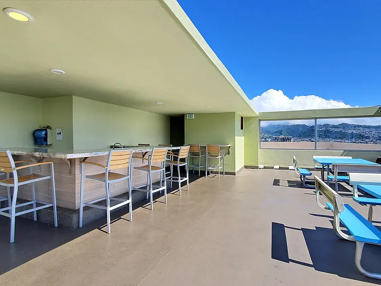 2452 Tusitala St #2103 — Photo 31