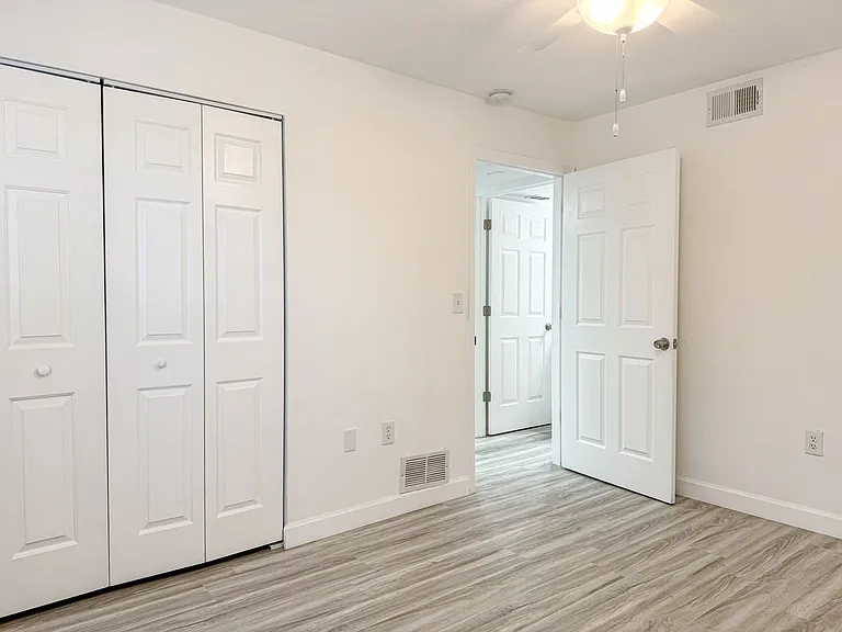 11970 Palm Bay Ct — Photo 9