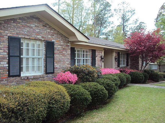 3rd image of 704 Woodland Hills Dr