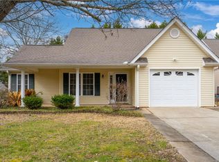 204 Grand Oak Cir, Pendleton, SC 29670