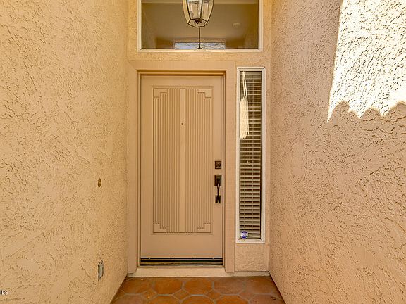 4th image of 1921 E Siesta Ln