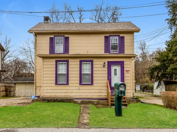 1374 Ferry St, Crescent, PA 15046