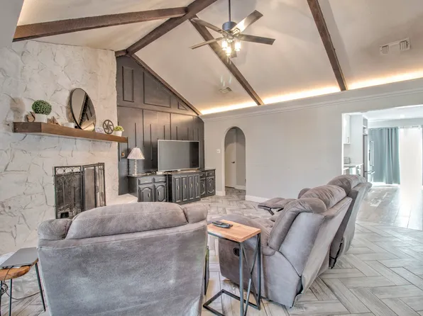 2517 Nantucket Dr, Sherman, TX 75092