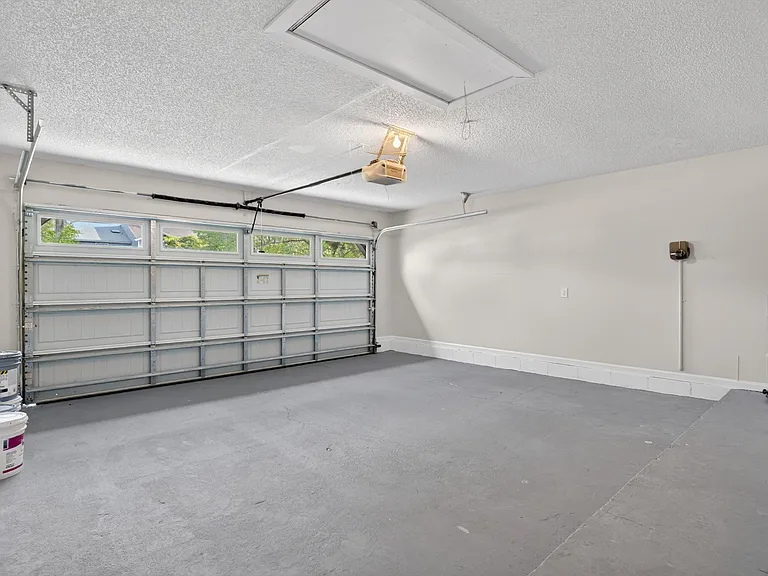 4431 Millstone Ct — Photo 39