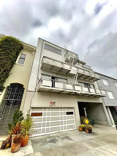 1851 8th Ave #6 Photo 1