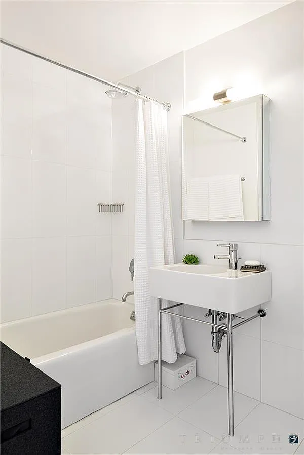 113 Nassau Street — Photo 3