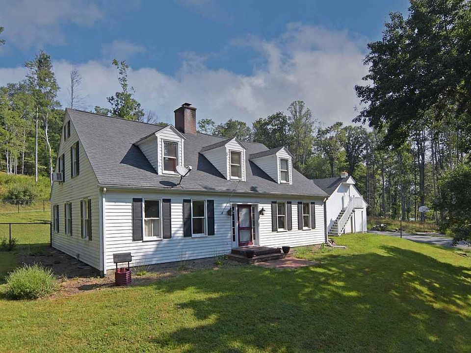 1st image of 483 Holly Hill Dr