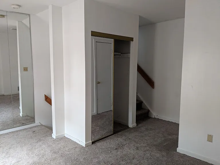 4700 Alden Ave #C — Photo 5