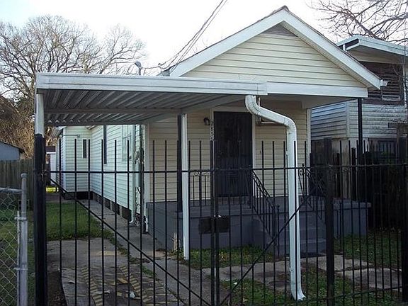 2nd image of 2856 Powhatan St