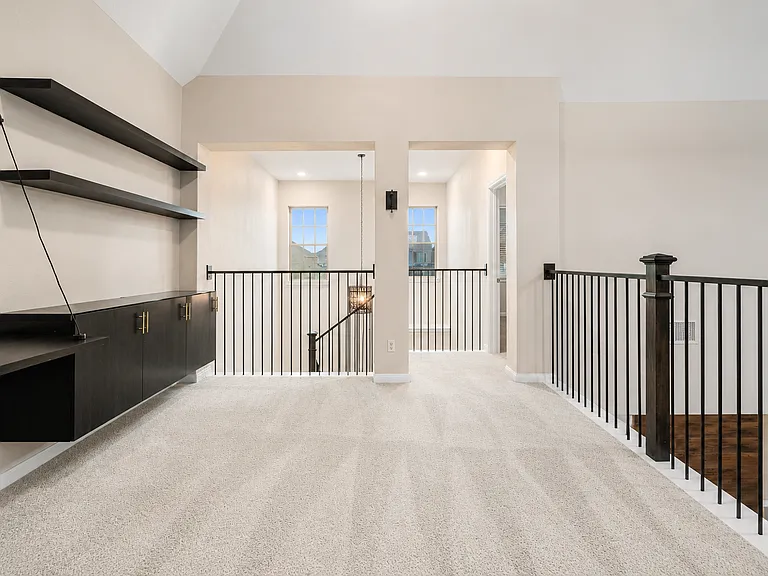 1053 Emil Pl — Photo 18