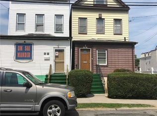 4513 Smart St, Flushing, NY 11355