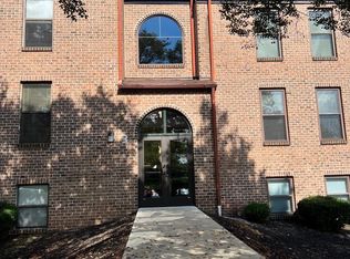 3 E Olympic Dr, Reading, PA 19607