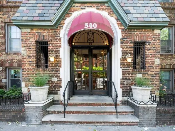 340 Fairmount Ave APT 402, Jersey City, NJ 07306