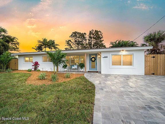2nd image of 2059 Barracuda Ave