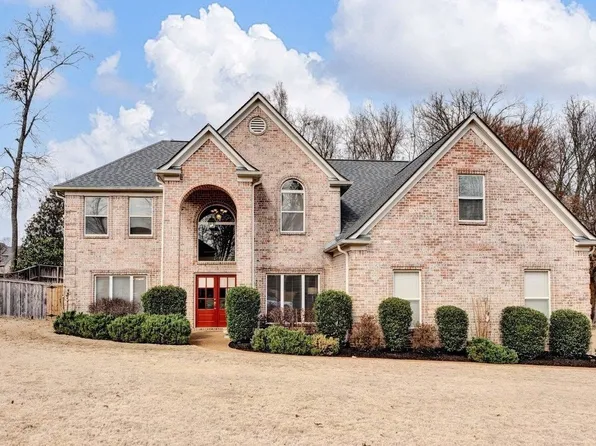 10094 Ridgewood Oak Dr, Lakeland, TN 38002