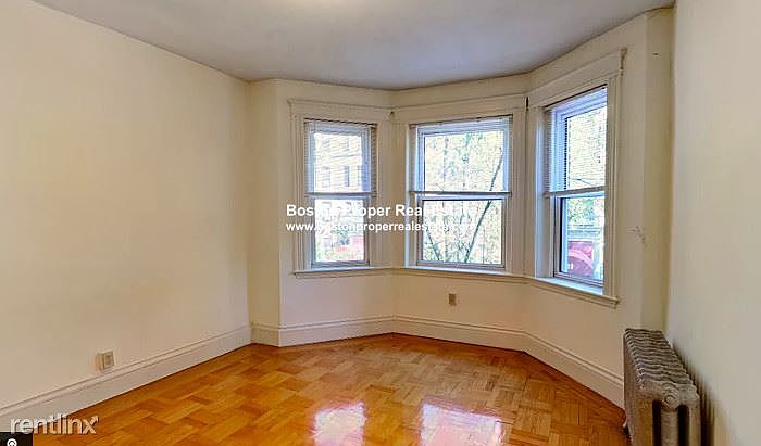28 Queensberry St. #5 Boston - Fenway Unit Photo 1
