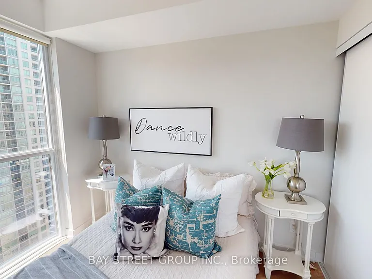 159 Wellesley St E #1908 — Photo 9