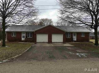 110 E Franklin St, Tremont, IL 61568