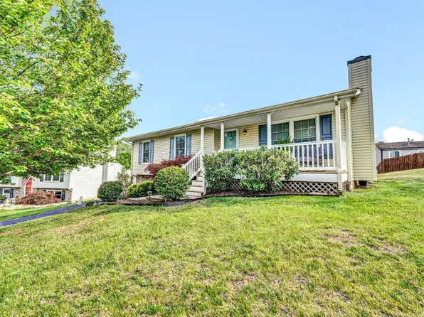 3783 Praline Pl, Roanoke, VA 24012