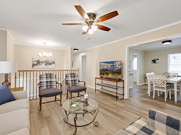 5th image of 820 Nuttree Pl