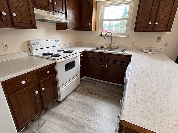 4th image of 504-600 46th St #12