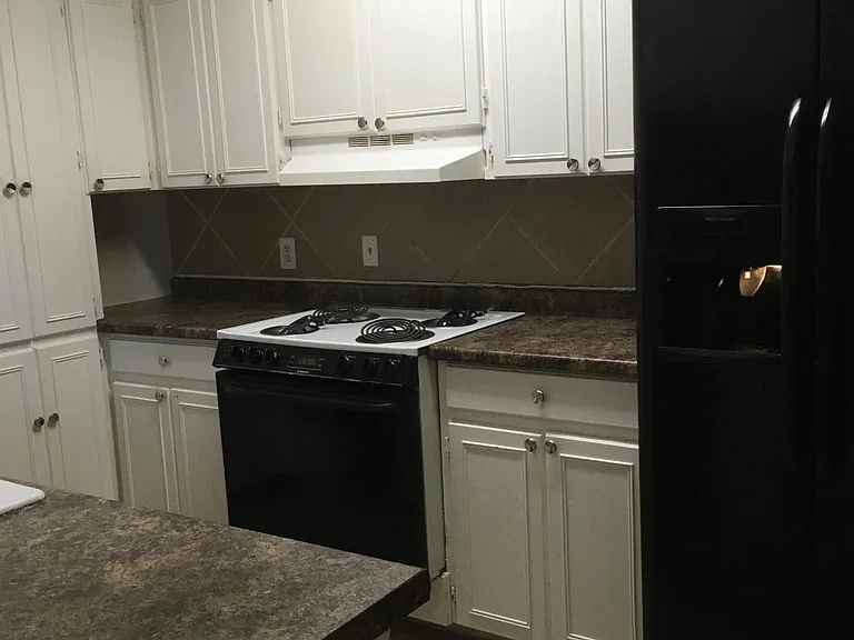10908 Old Harbor Rd #4C — Photo 11