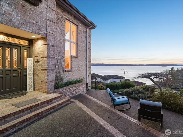 6412 E Side Drive NE #S, Tacoma, WA 98422