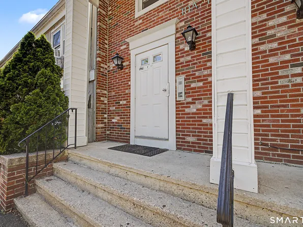 10 Scuppo Road #A10, Danbury, CT 06811