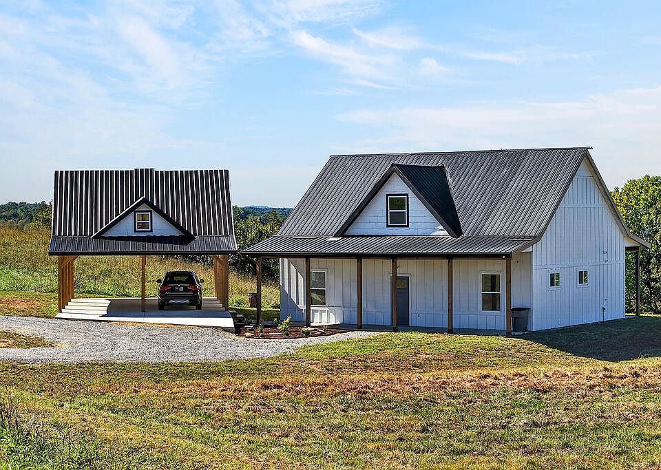 1st image of 689 Amonett Cir