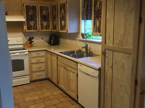 4th image of 753 County Road 209