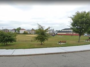 629 Globe St APT 3, Fall River, MA 02724