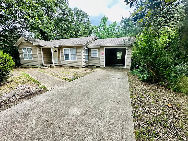 3 bed, 1.0 bath, 1000 sqft, $1,850 — Photo 7