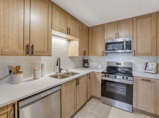 7601 W 101st St APT 216, Minneapolis, MN 55438