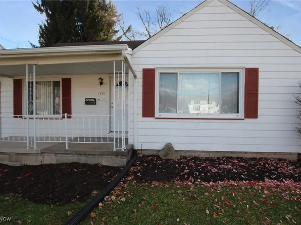 1801 Ridgelawn Ave, Youngstown, OH 44509