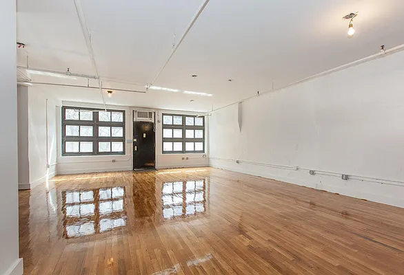 Rented by Voro NYC | media 29