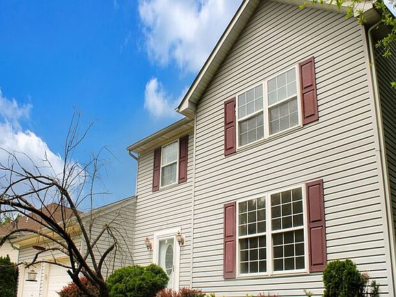 3rd image of 2304 Leyton Ct