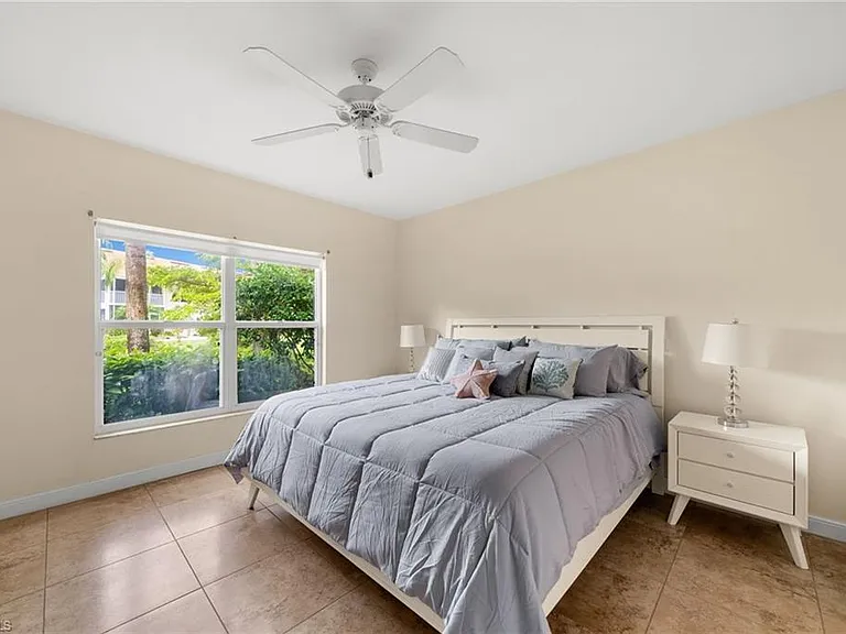 5045 Cedar Springs Dr #103 — Photo 20