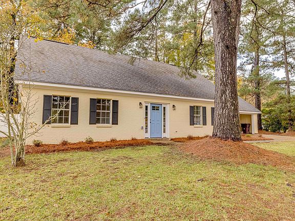 3rd image of 311 Lakeland Dr
