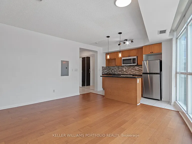 18 Yonge St #1504 — Photo 9